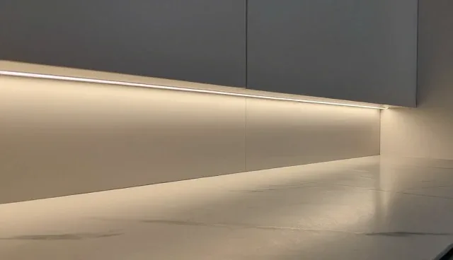 万网怎么样：选型关注点比较两种做法